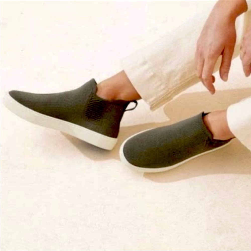 Rothy’s The Chelsea Sneaker